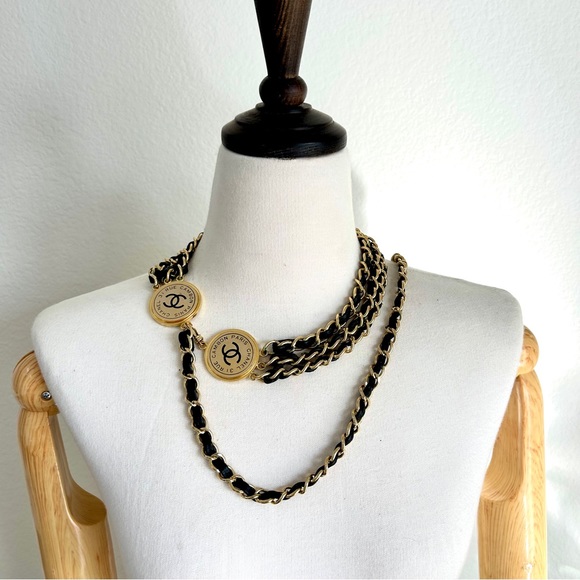 Vintage 1995 Chain link Chanel Belt main image 7